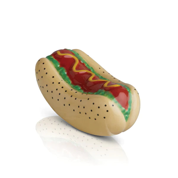 Mini chicago dog (hot dog)